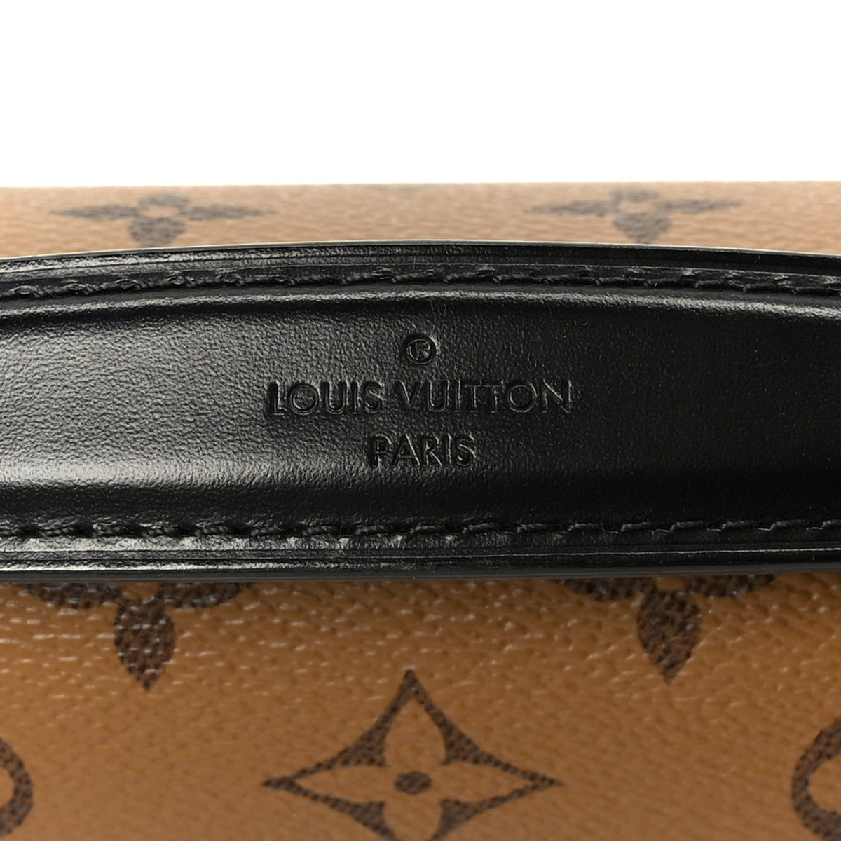 Reverse Monogram Pochette Metis