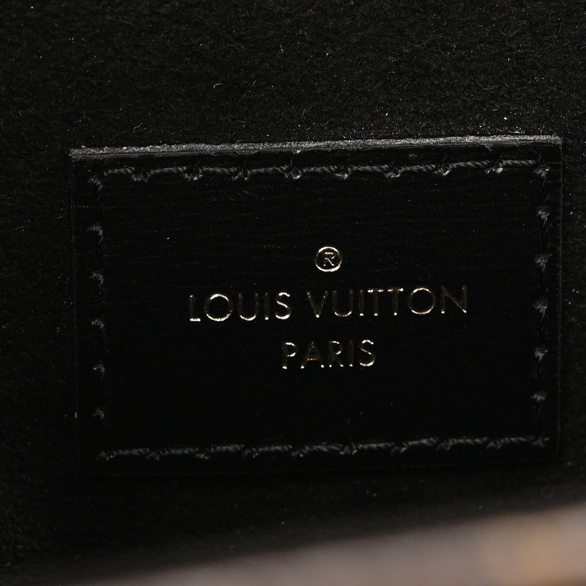 Reverse Monogram Pochette Metis