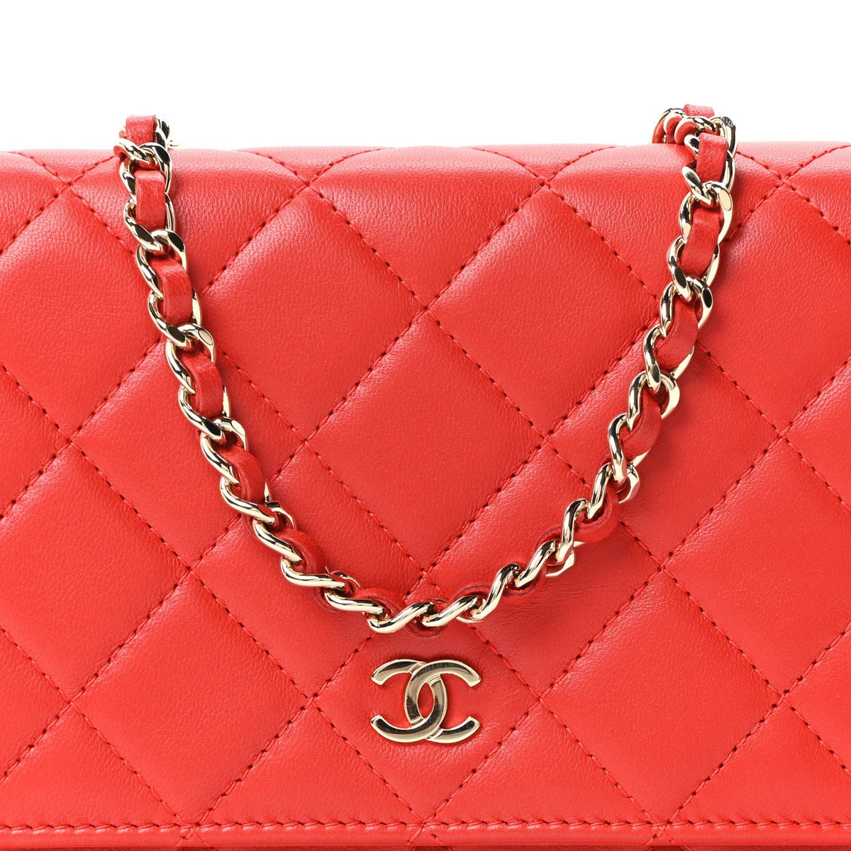Lambskin Quilted Wallet On Chain WOC Red