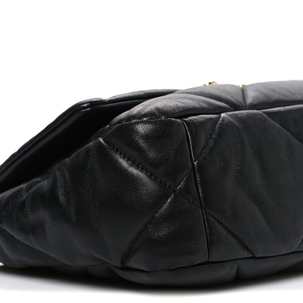 Lambskin Quilted Medium Chanel 19 Flap Black