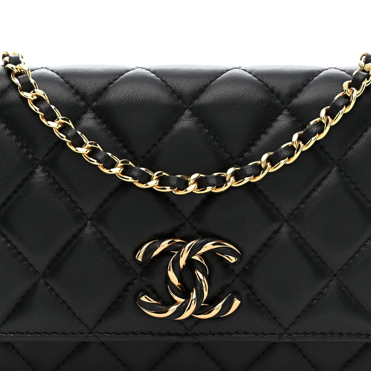 Lambskin Quilted Twisted CC Wallet On Chain WOC Black