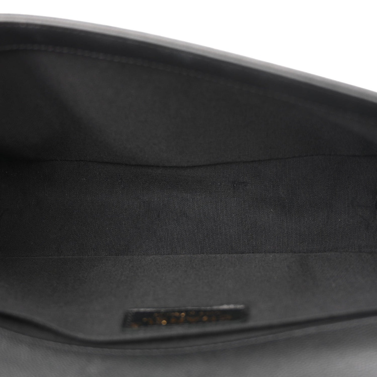 Caviar Quilted Medium Boy Flap Black