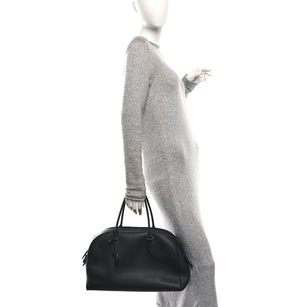 Matte Grained Calfskin India 15.75 Black