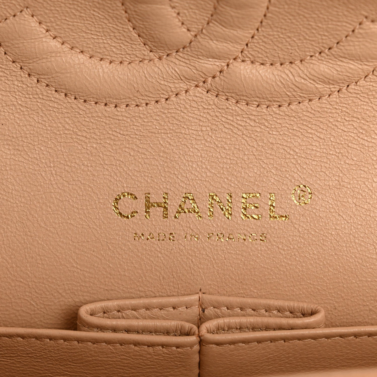 Caviar Quilted Medium Double Flap Beige Clair