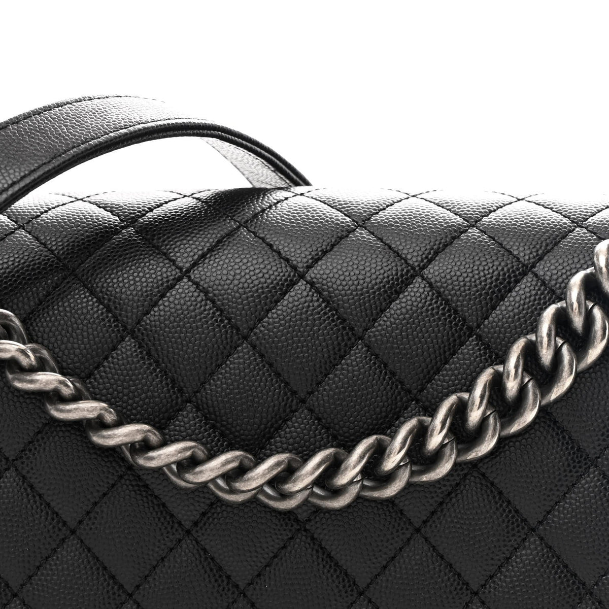 Caviar Quilted Medium Boy Flap Black