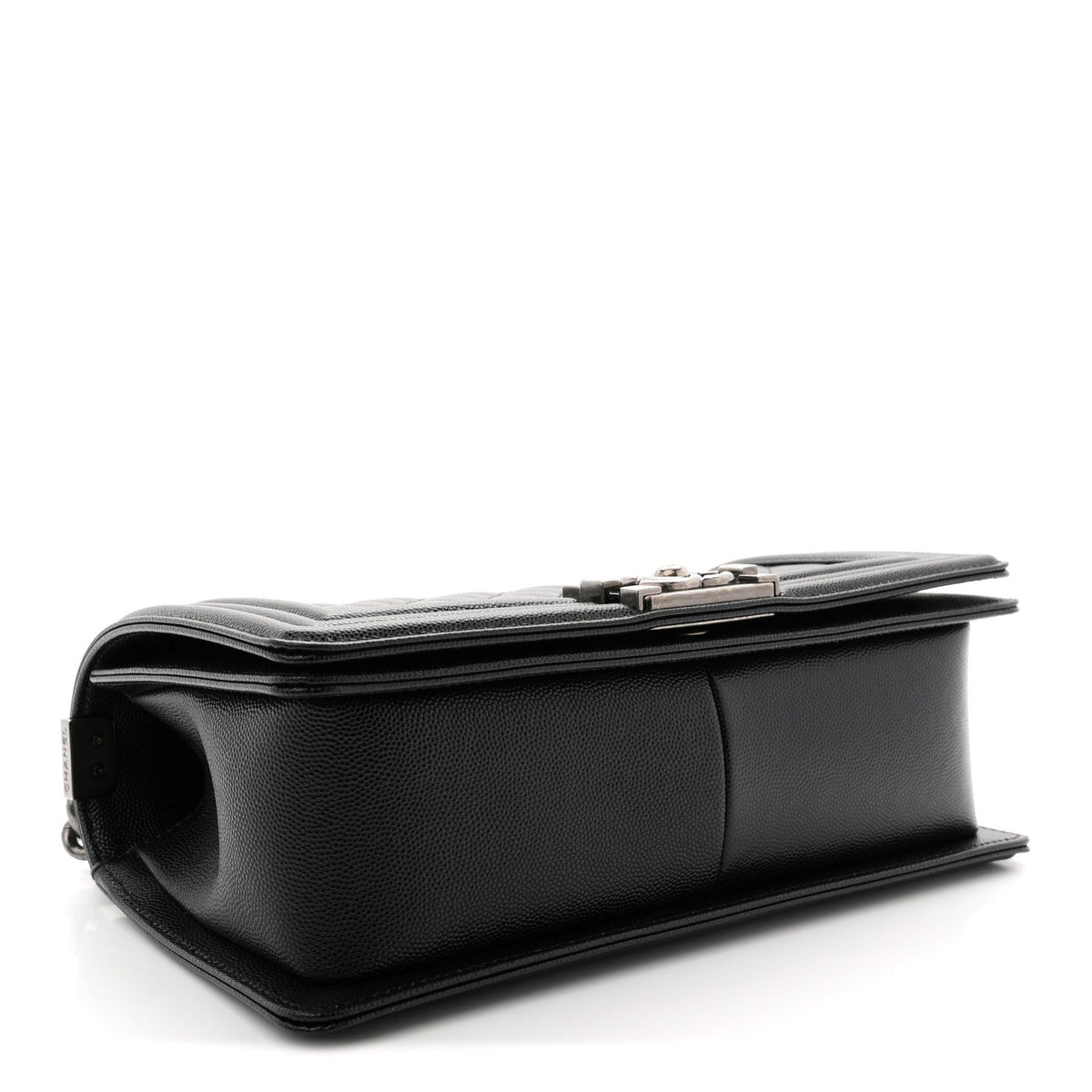 Caviar Quilted Medium Boy Flap Black