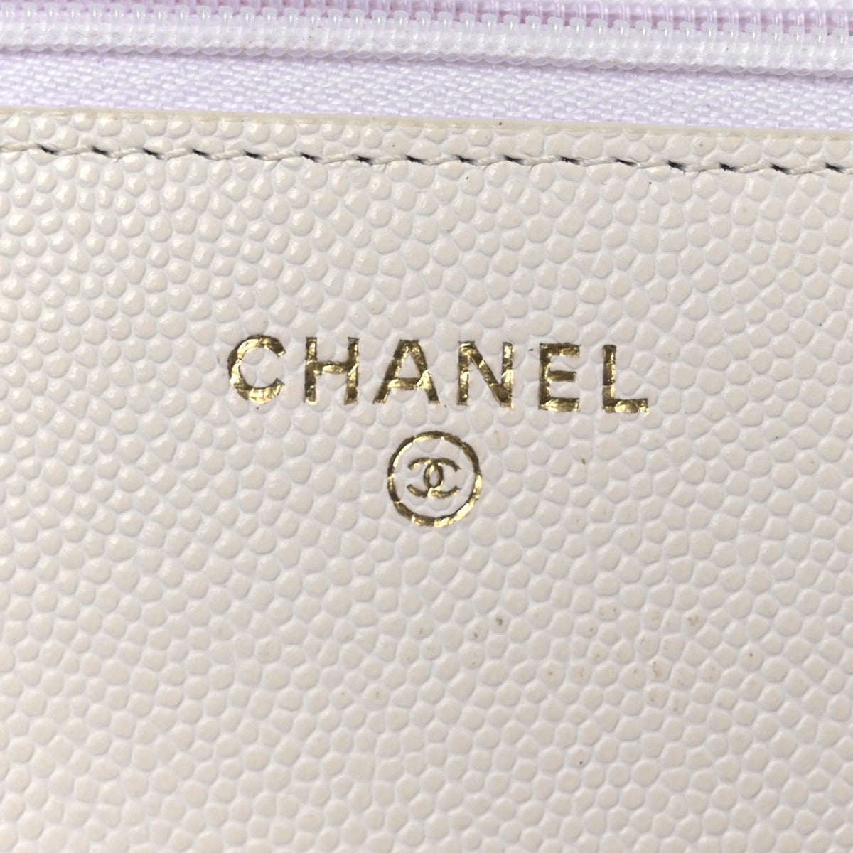Caviar Quilted Perforated Metal CC Wallet On Chain WOC White