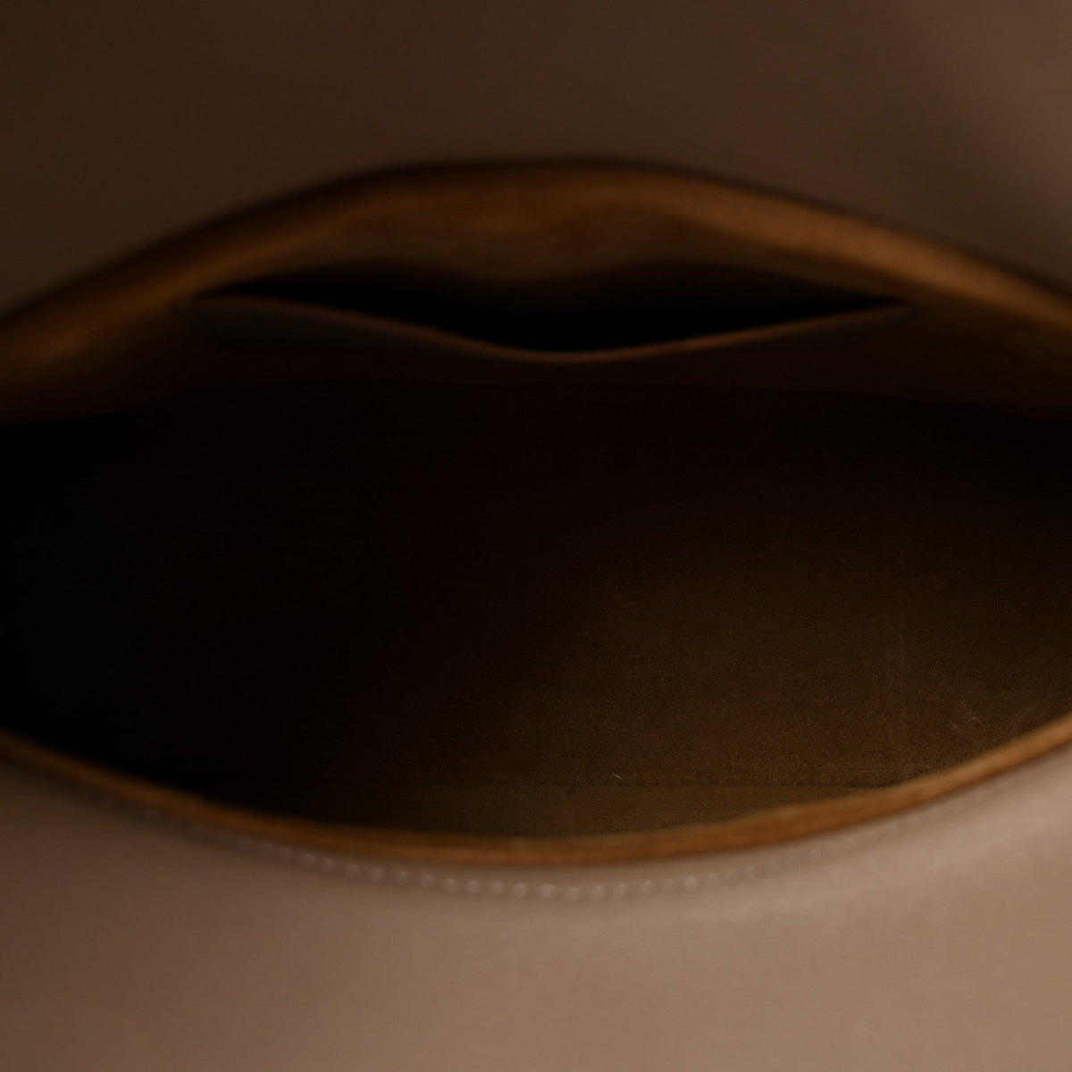 Smooth Calfskin Donut Chain Medium Ola Shoulder Bag Sand