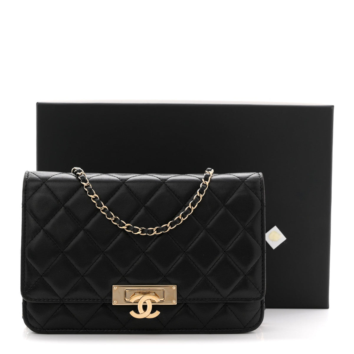 Lambskin Quilted Golden Class Wallet on Chain WOC Black