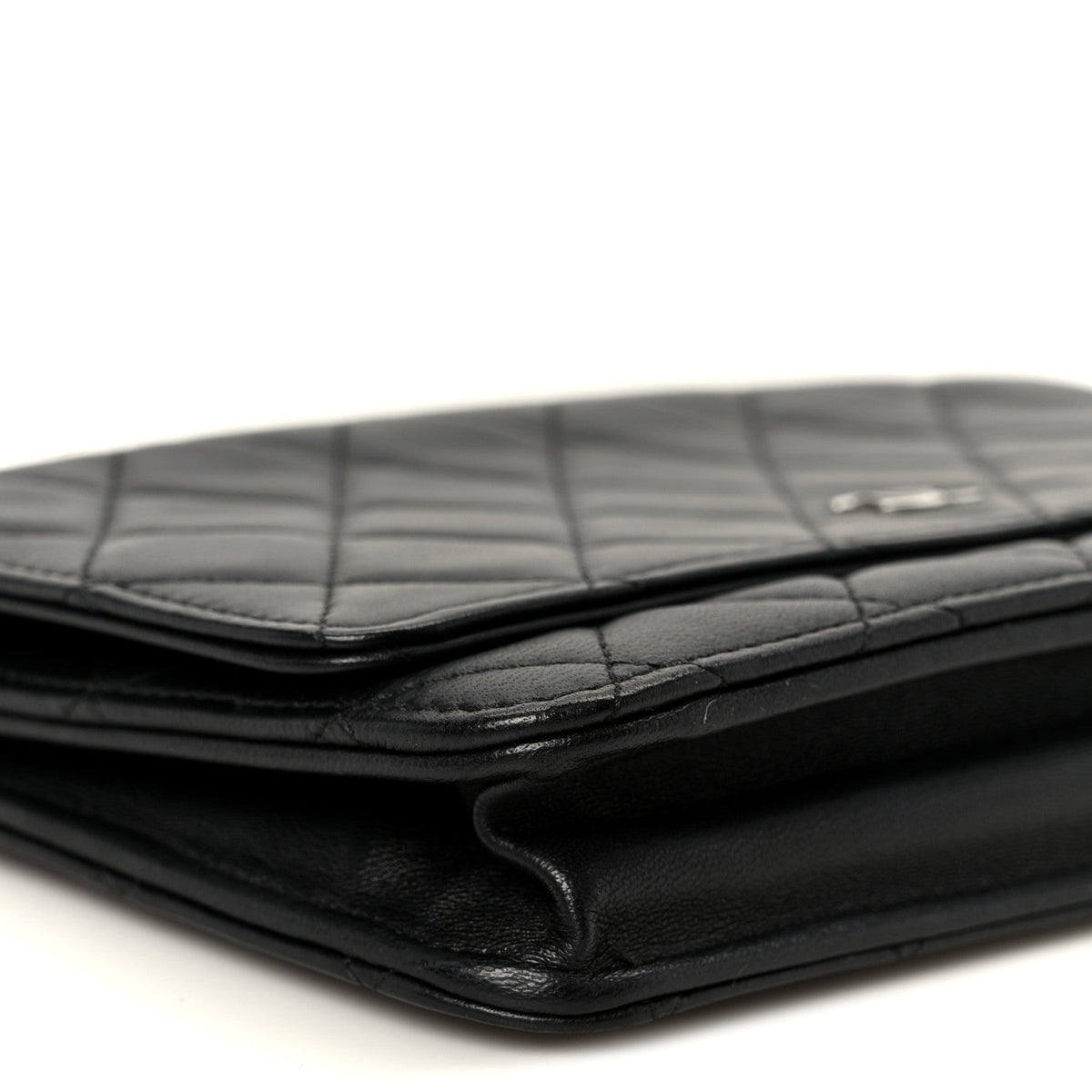 Lambskin Quilted Wallet On Chain WOC Black