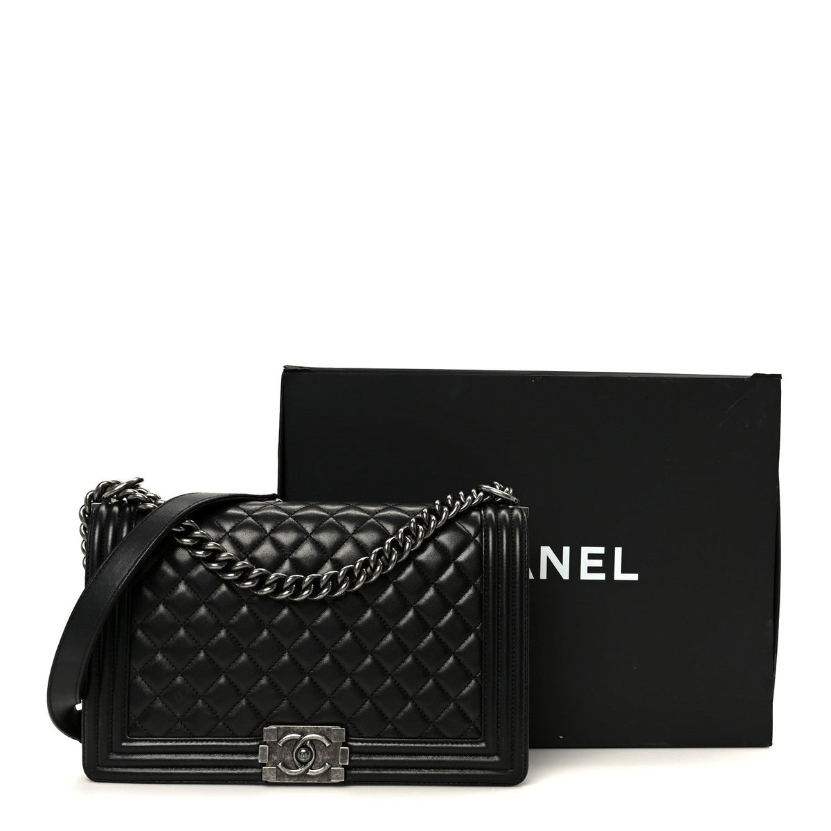 Calfskin Quilted Medium Boy Flap Black