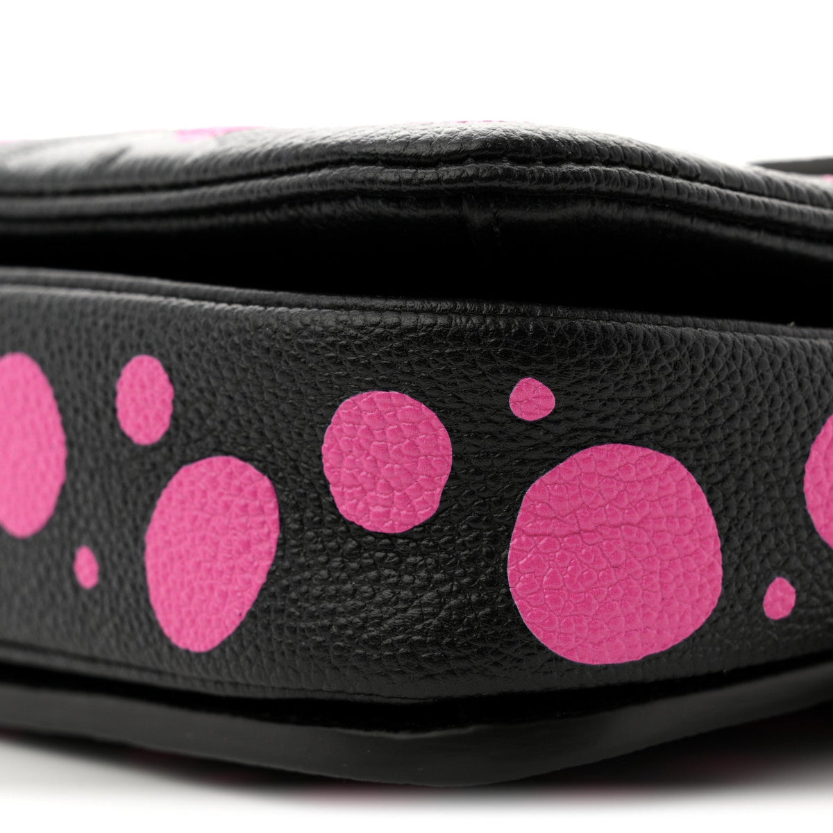 LV x YK Empreinte Monogram Giant Pochette Metis Black Fuchsia