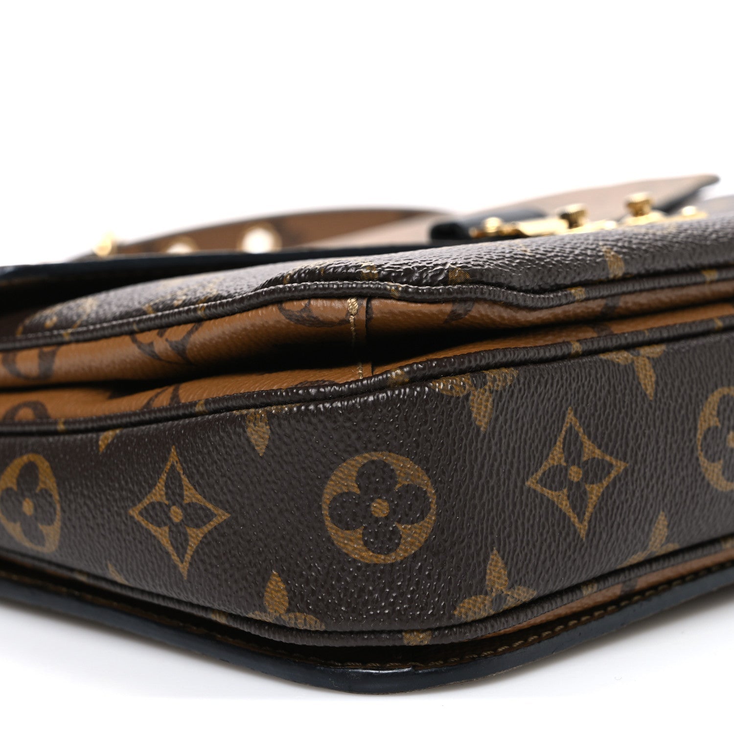 Reverse Monogram Pochette Metis