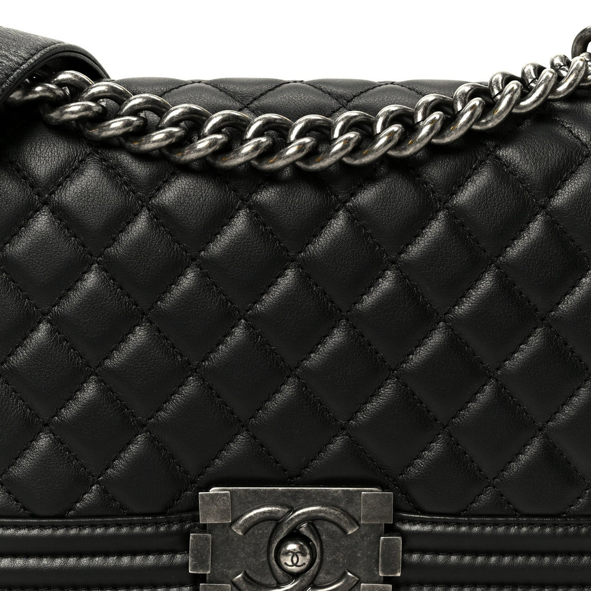 Calfskin Quilted Medium Boy Flap Black