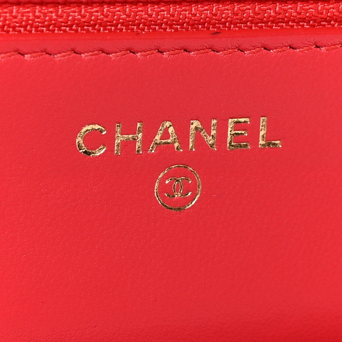 Lambskin Quilted CC Pearl Crush Wallet on Chain WOC Red