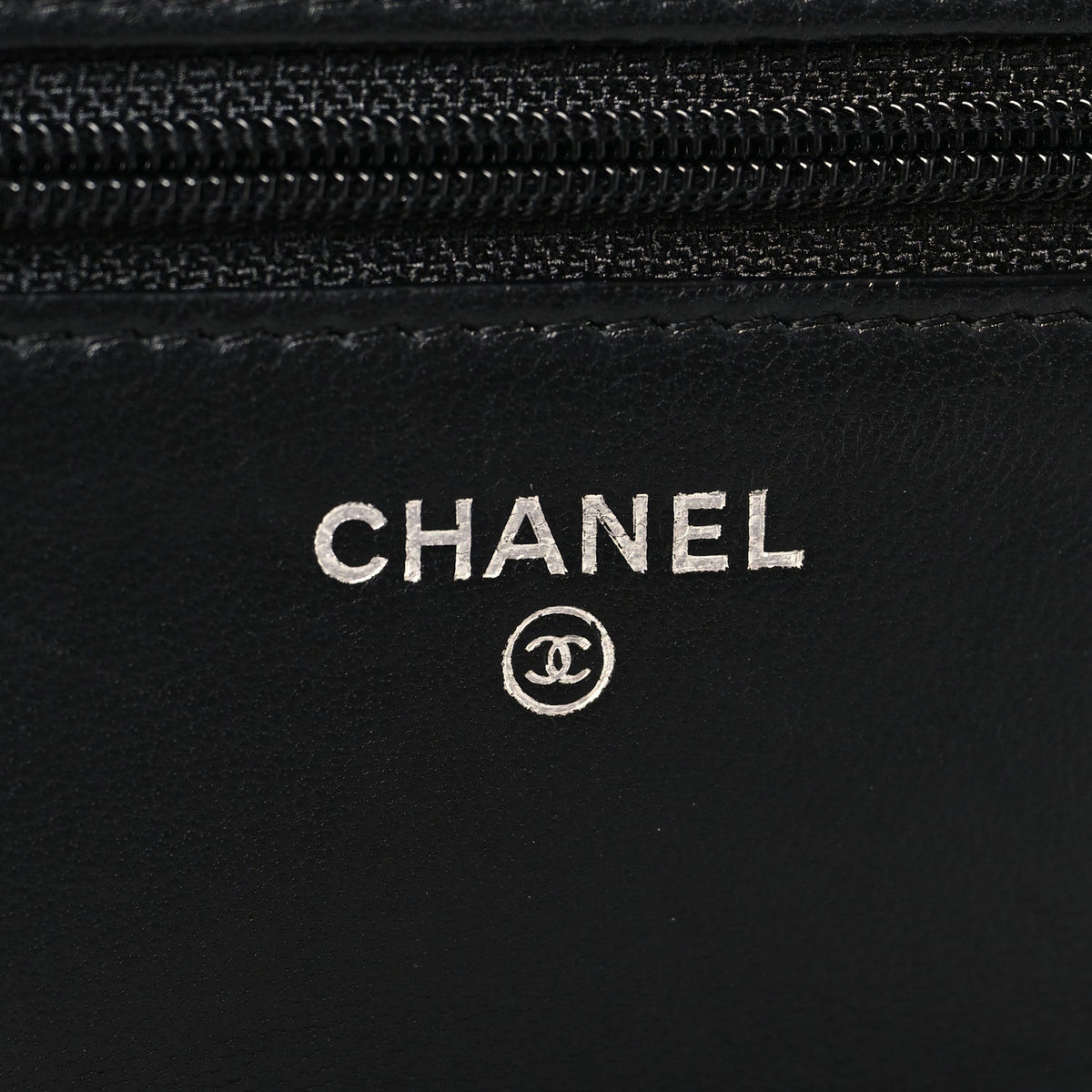 Lambskin Quilted Wallet On Chain WOC Black
