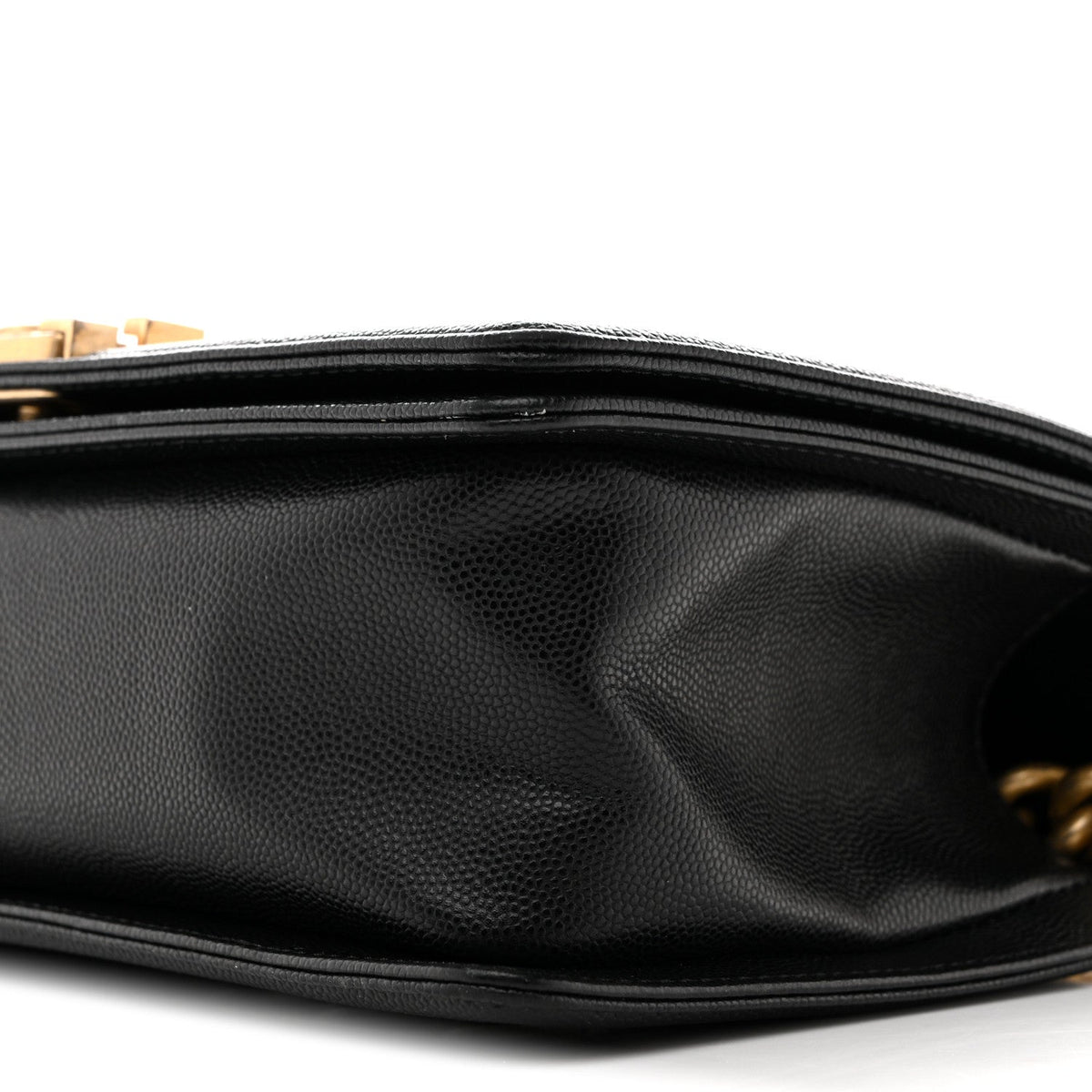 Caviar Quilted Medium Boy Flap Black