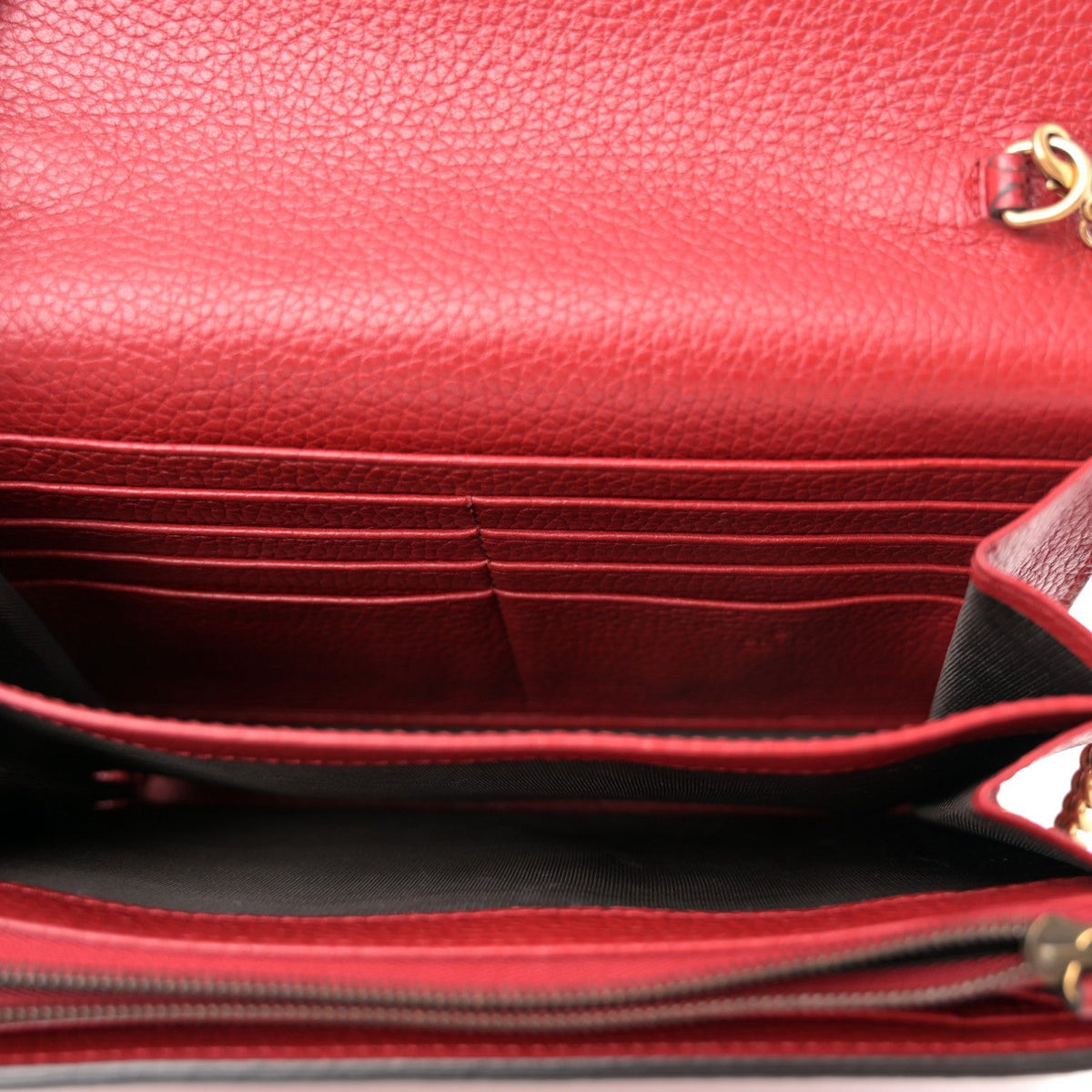 Calfskin GG Marmont Chain Wallet Vulcanic Red