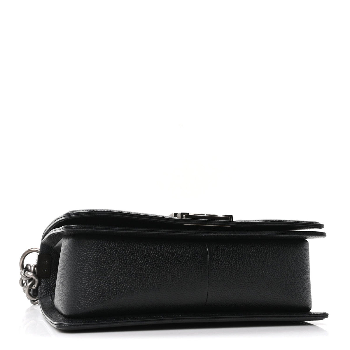 Caviar Chevron Quilted Medium Boy Flap Black
