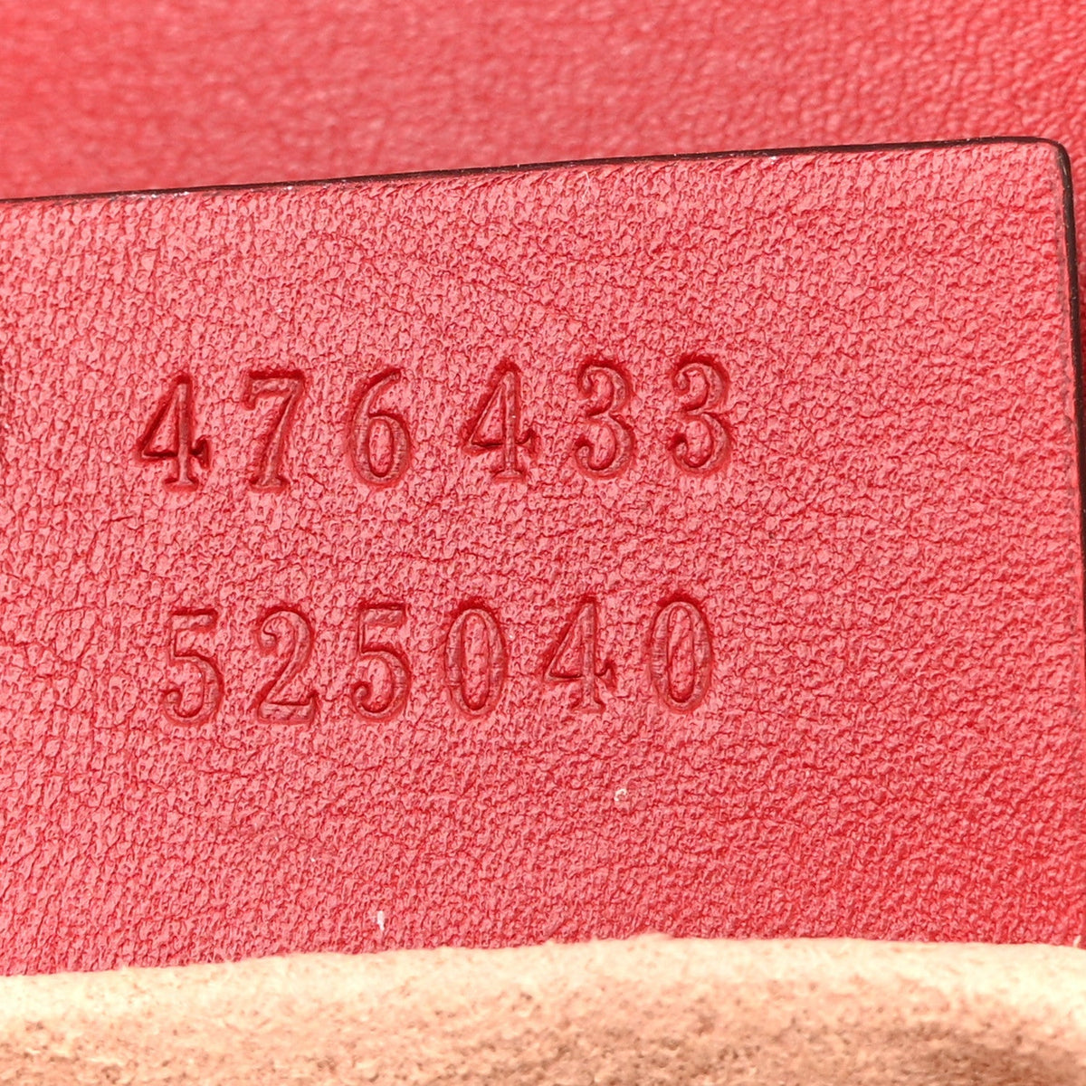 Calfskin Matelasse Super Mini GG Marmont Shoulder Bag Hibiscus Red