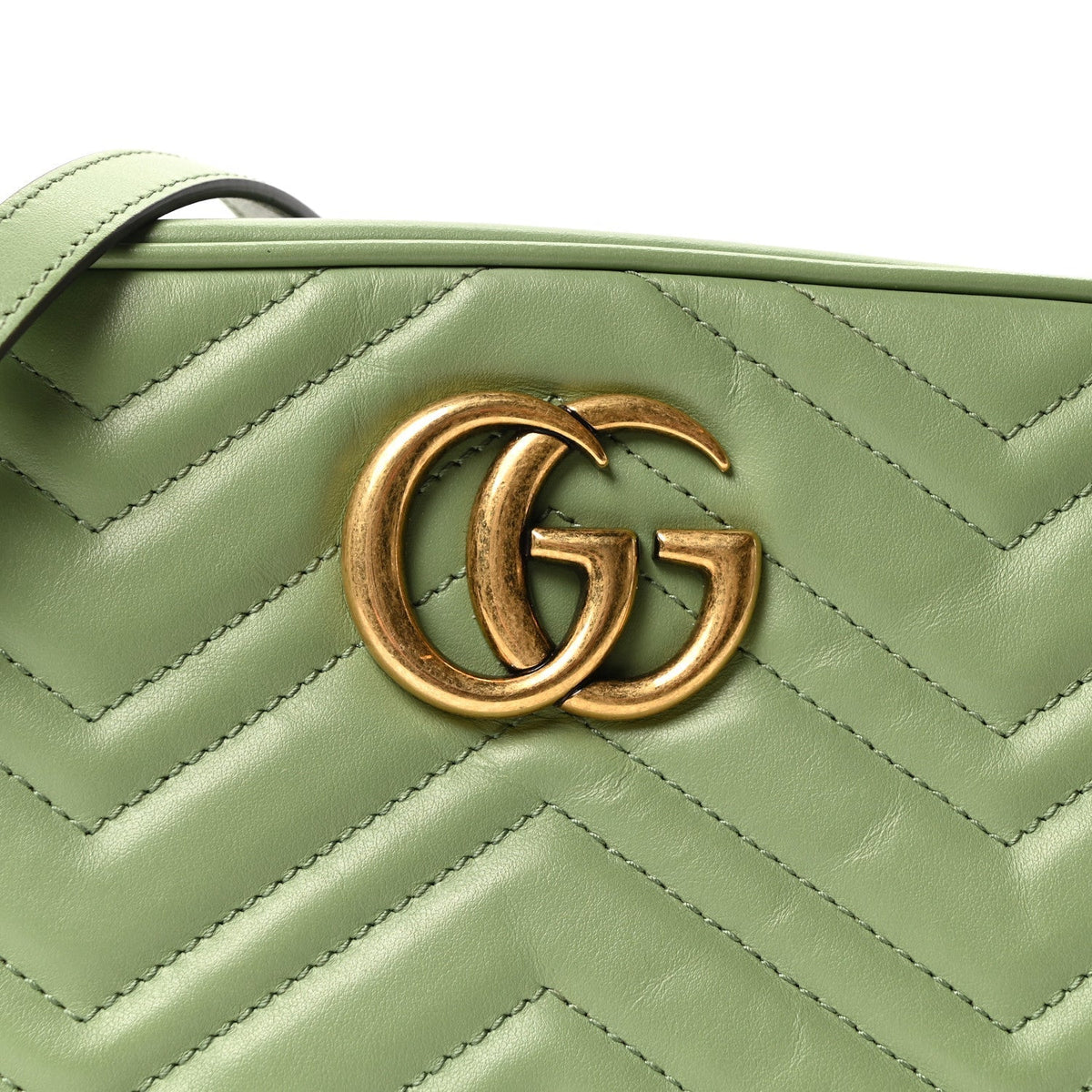Calfskin Matelasse Small GG Marmont Chain Shoulder Bag Salamander Green