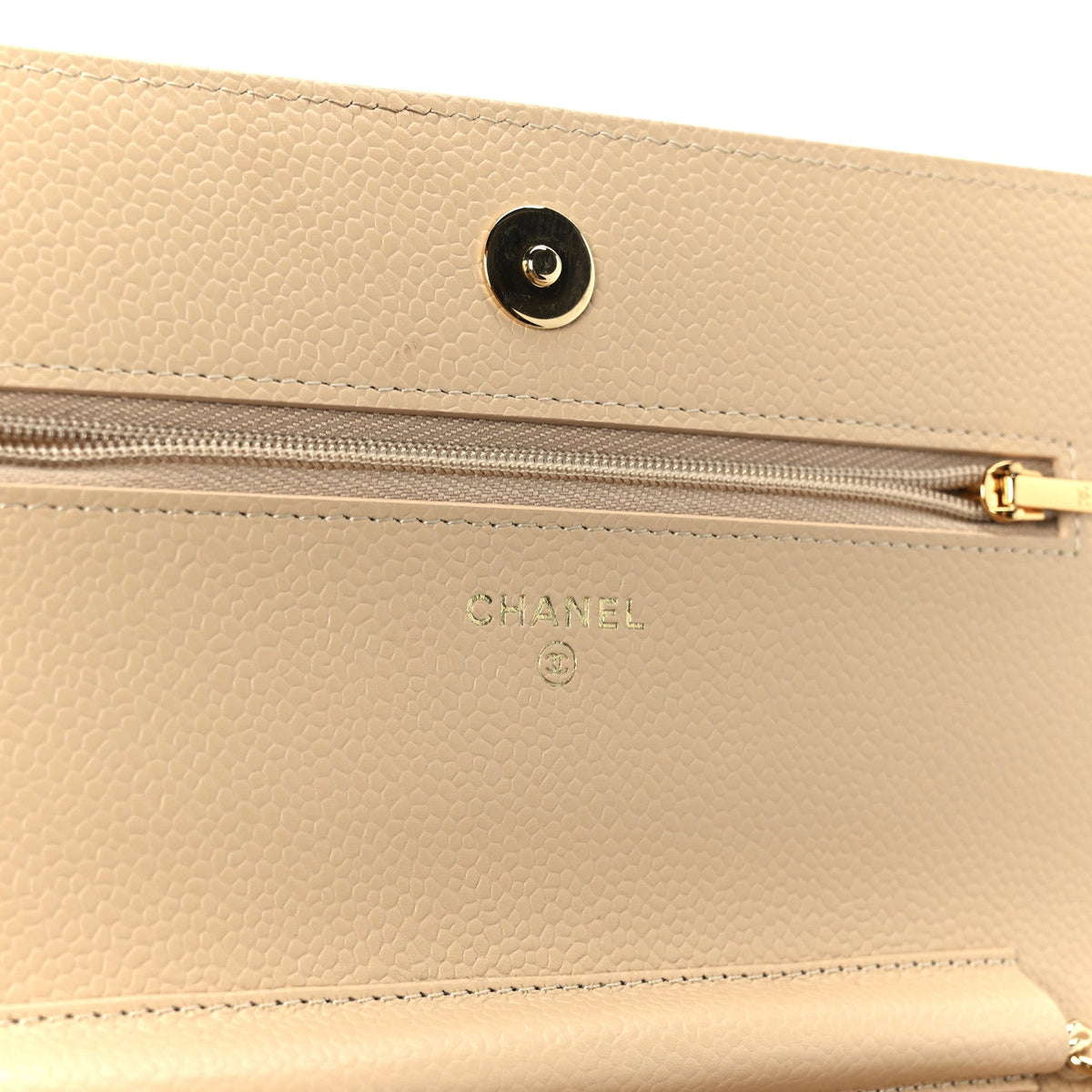 Caviar Quilted Wallet on Chain WOC Beige