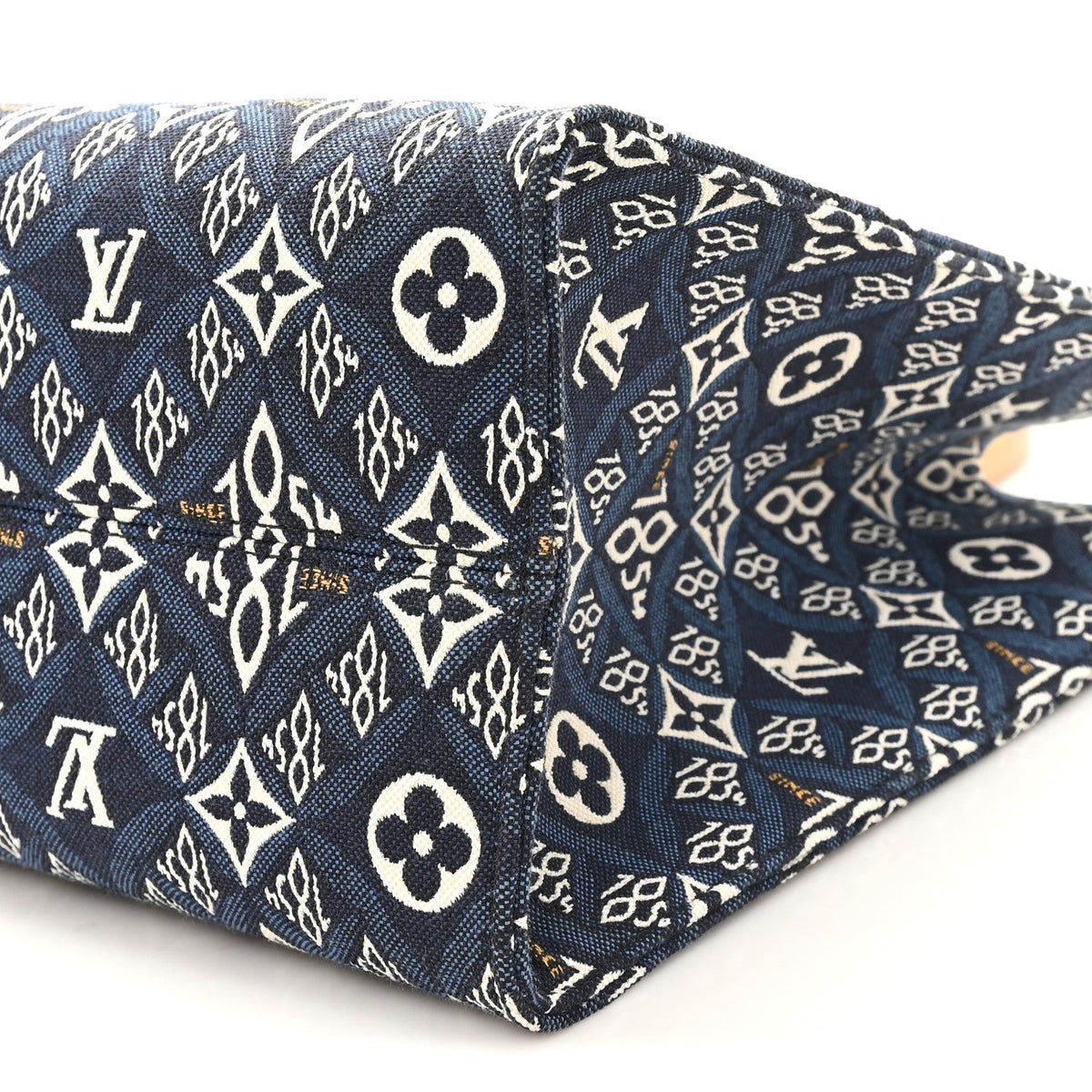 Jacquard Since 1854 Onthego MM Blue